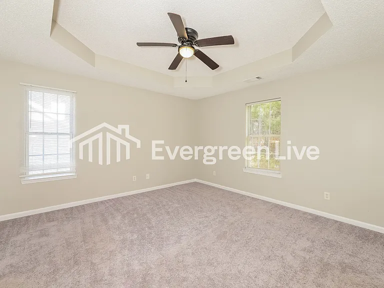 6380 Ariaal Dr — Photo 6