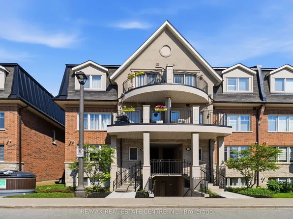 2420 Baronwood Dr #9-01, Oakville, ON L6M 0X6