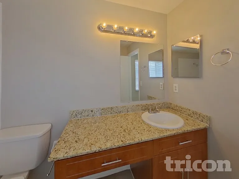 1330 Gangplank Dr — Photo 10