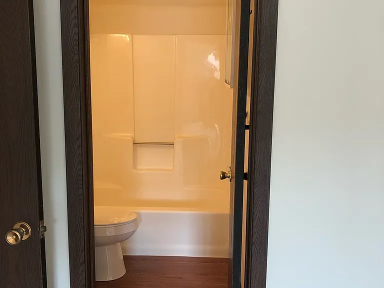 285 Ellis Ave — Photo 17