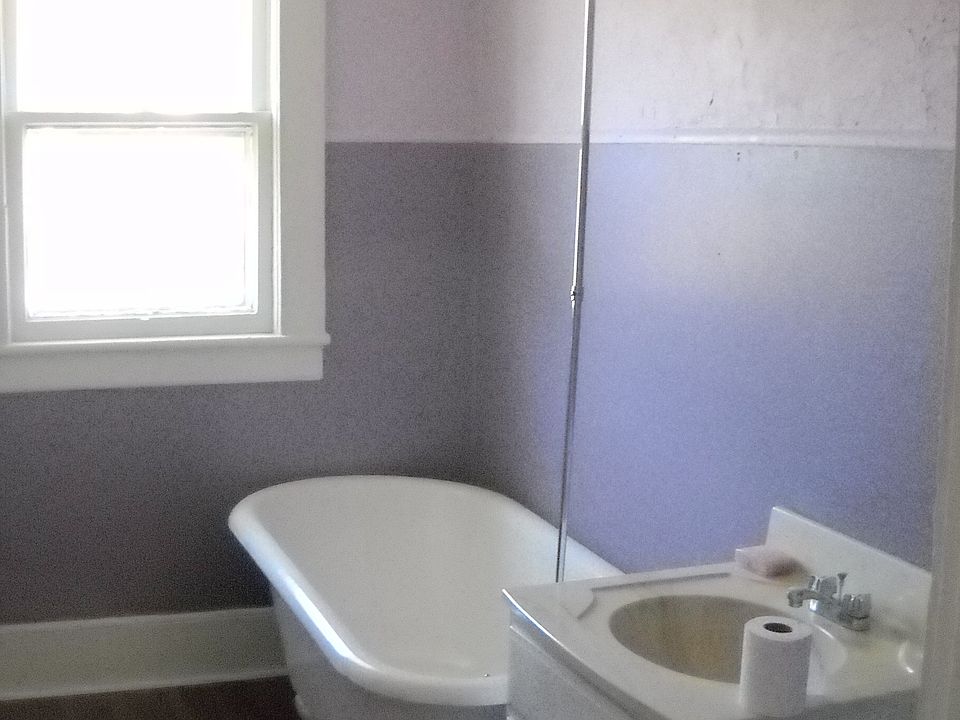Full Bath