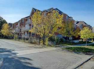 37 Four Winds Dr #26-W05, Toronto, ON M3J 1K7