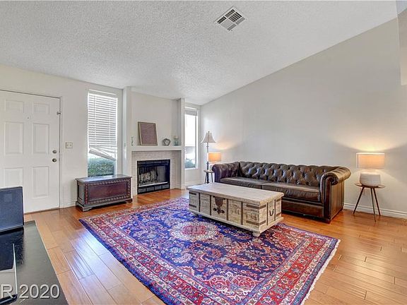 3rd image of 609 Jonathan Glen Way