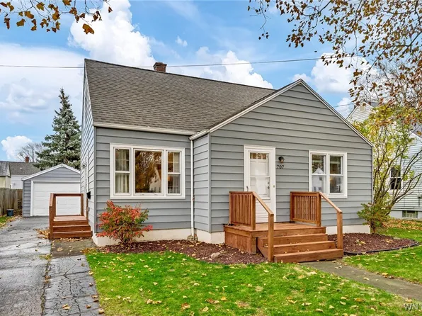 707 81st St, Niagara Falls, NY 14304