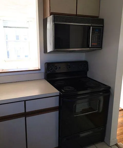 84 Gordon St #404 — Photo 7