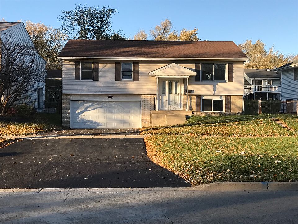 1st image of 134 W Fullerton Ave