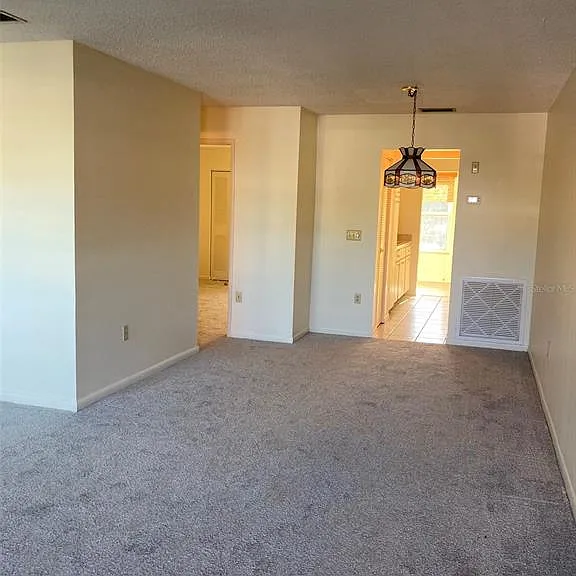 5750 80th St N #C202 — Photo 3