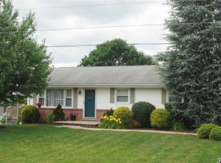 93 Hilltop View Way, Elizabethtown, PA 17022