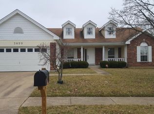 3850 Secretariat Dr, Florissant, MO