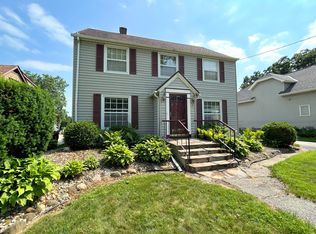 10519 W Parnell Ave, Hales Corners, WI 53130