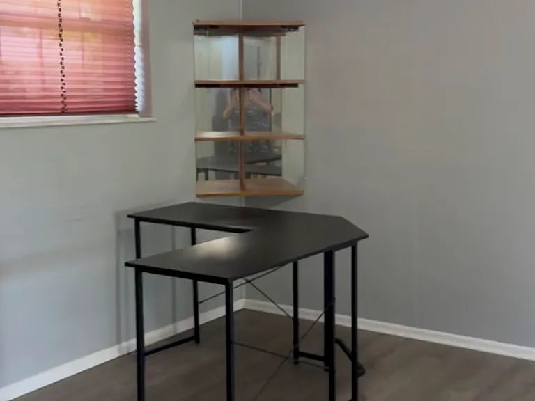 1079 Briarhurst Dr — Photo 12