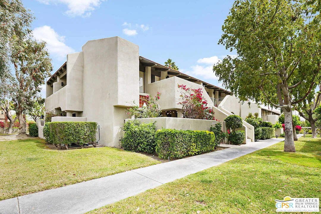 1 bed, 1.0 bath, 633 sqft, $3,850 — Photo 1