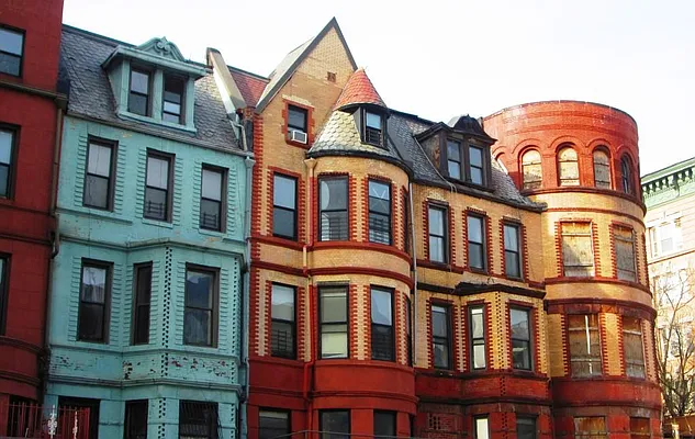 Sold by Douglas Elliman | media 14