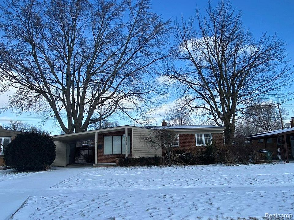 1st image of 22707 Sunnyside St