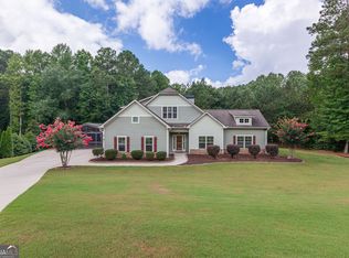 173 Rock House Estates Dr, Senoia, GA 30276