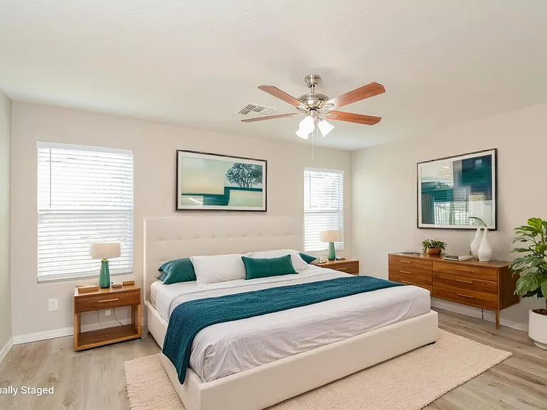 15438 W Mercer Ln — Photo 10