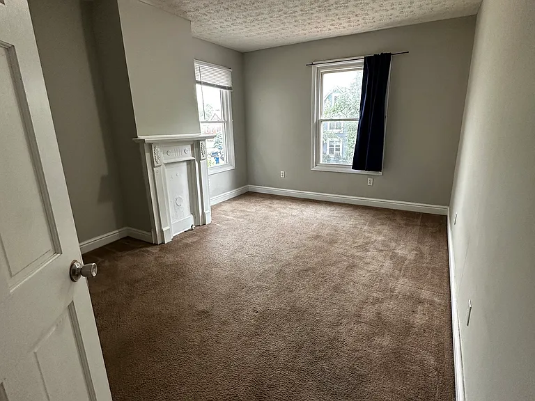 34 E Maynard Ave — Photo 7