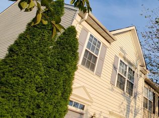 4405 Torrence Pl, Woodbridge, VA 22193