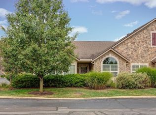 250 Sandover Dr, Aurora, OH 44202