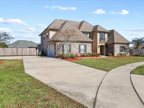 105 Lac Palourde Dr, Luling, LA 70070