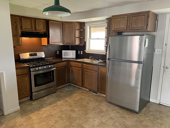 4th image of 111 Garden Ave