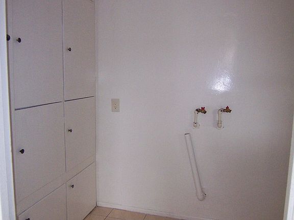 5th image of 105 S Grandview Ave APT A
