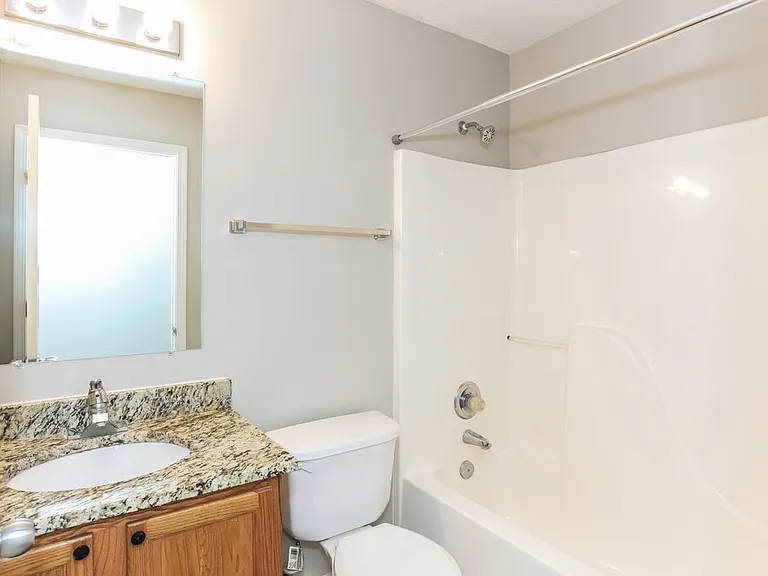 1277 Silver Ridge Ln — Photo 10