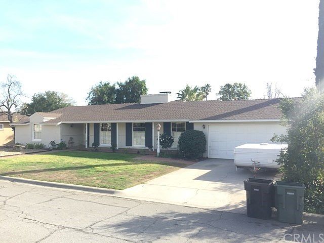 1st image of 567 Fairmount Dr