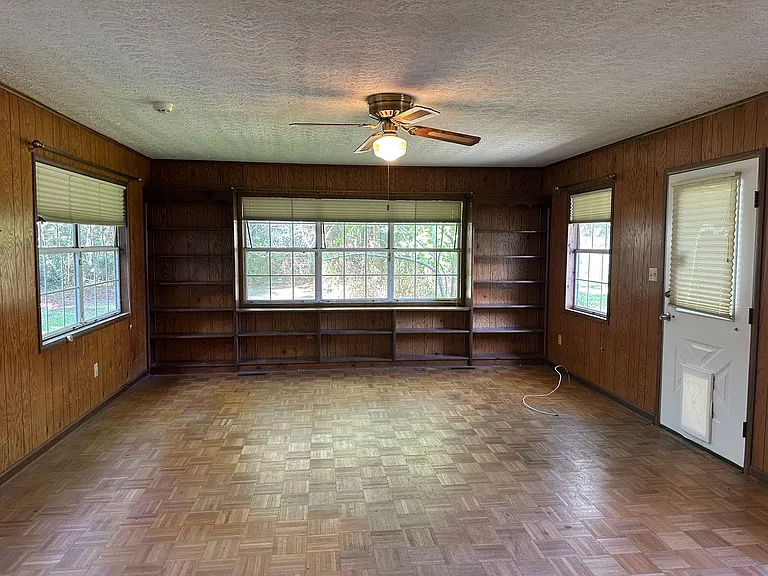 5515 Habersham St — Photo 6