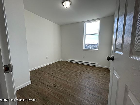 2nd image of 548 Main St #6B