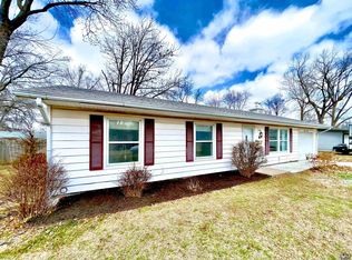 5530 SW 17th Ter, Topeka, KS 66604