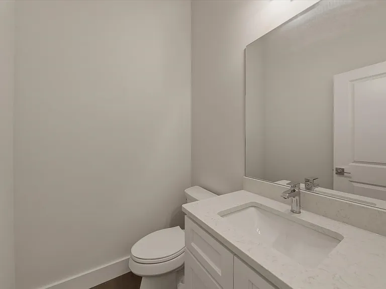 3912 Edwards Rd — Photo 33