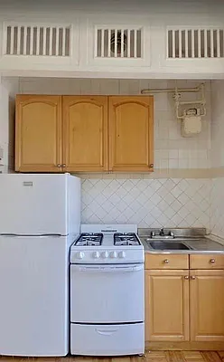 Rented by Living New York | media 10