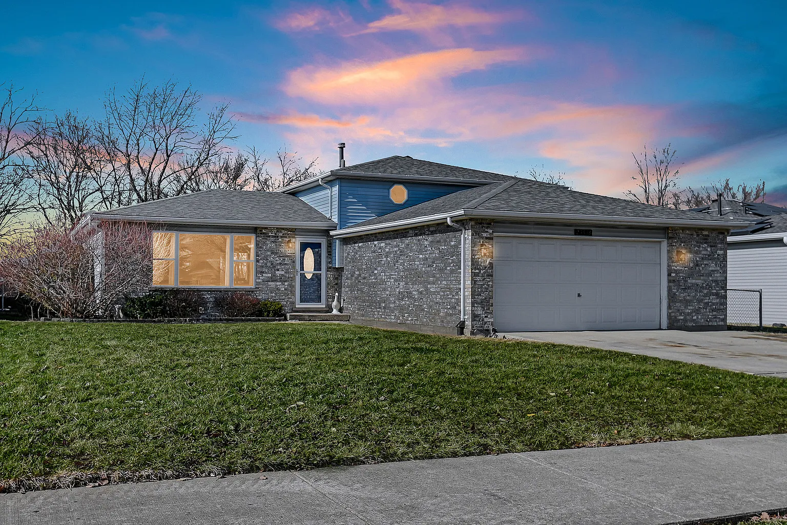 25546 S Linden Ave photo 1