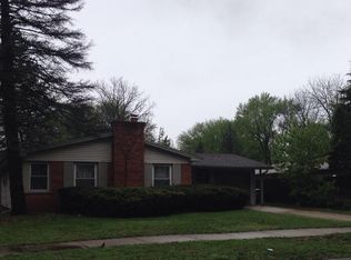 1009 Valley Stream Dr, Wheeling, IL 60090