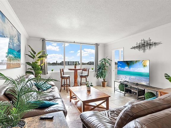 2nd image of 1170 NE 191st St #35