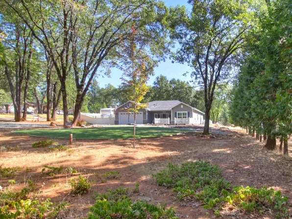 6402 Fernwood Ct, Foresthill, CA 95631