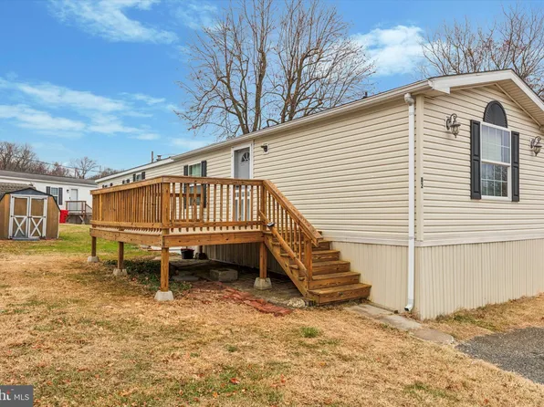 82 Mark Ln, Eagleville, PA 19403