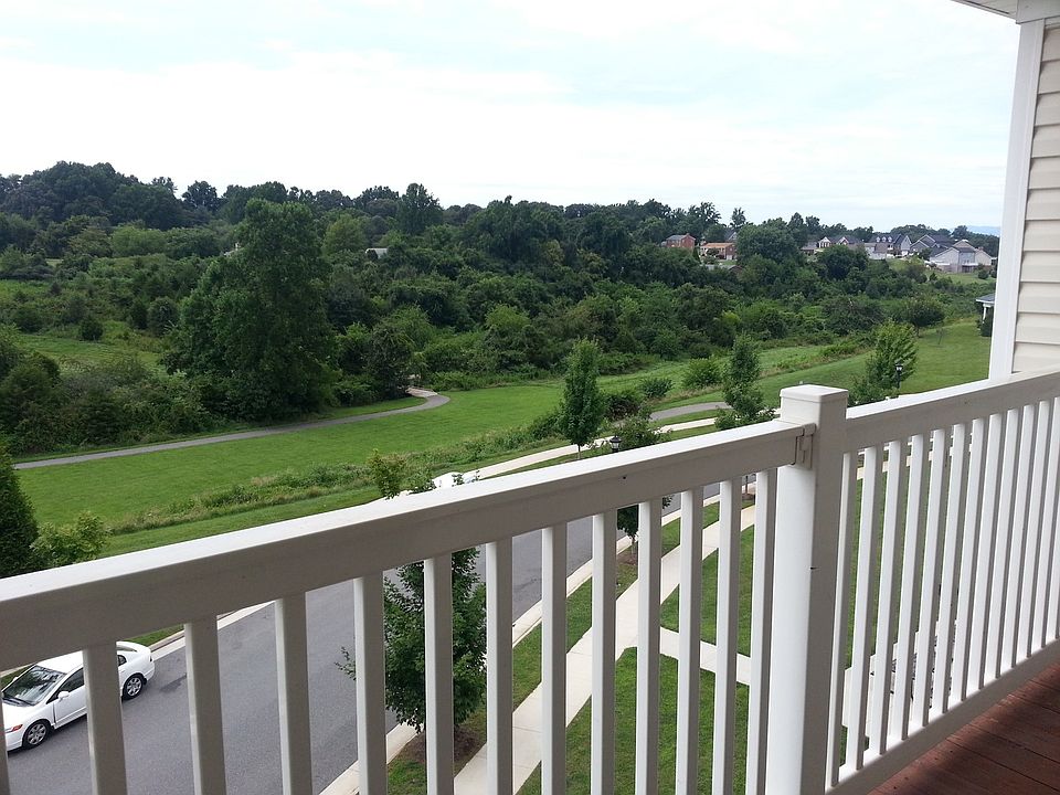 1st image of 100 Capstone Dr Unit 305
