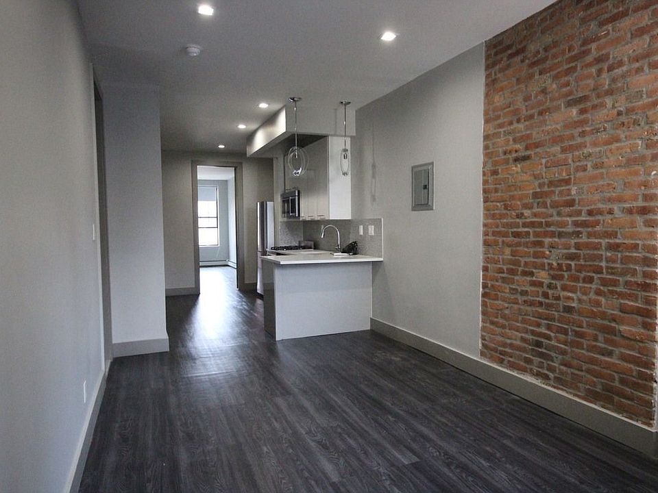 1st image of 261 Linden St APT 3L
