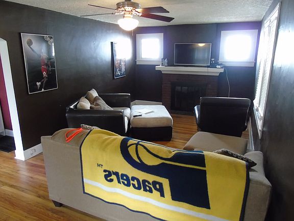 4th image of 5844 Primrose Ave