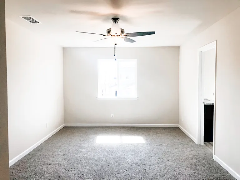 862 Mission De Oro Dr #B — Photo 8