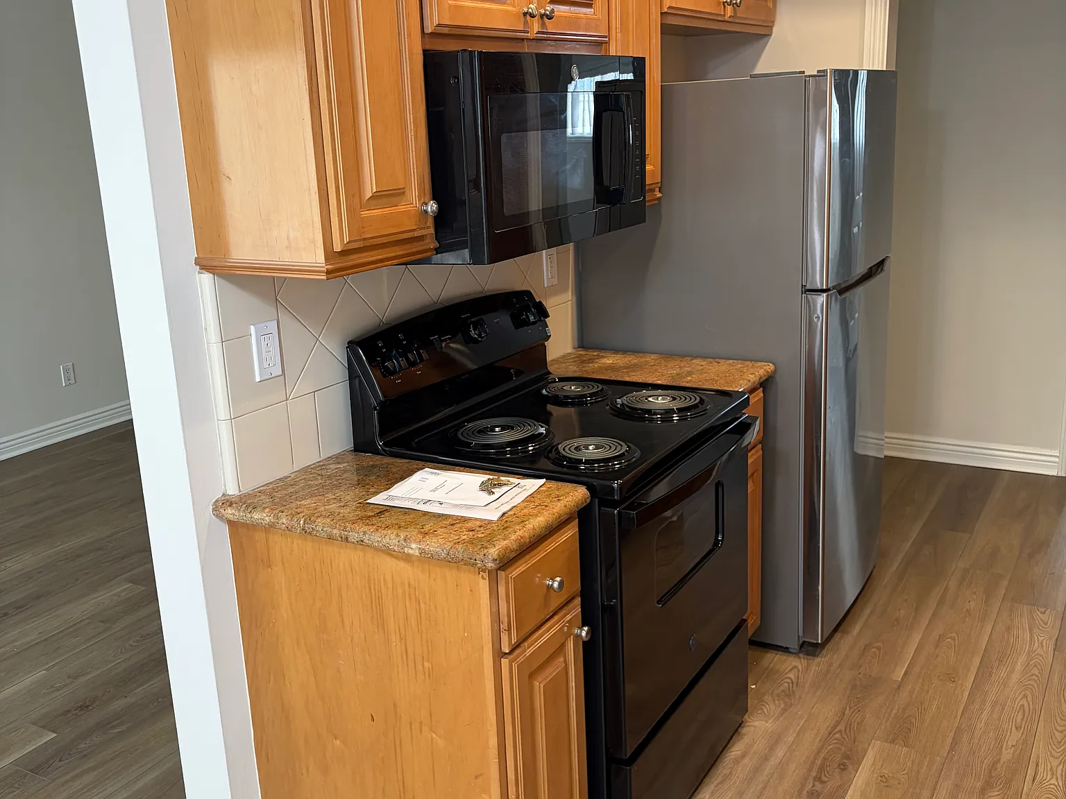 2 bed, $3,050 — Photo 2