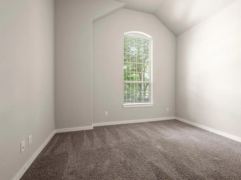 150 Mayfield Dr — Photo 26