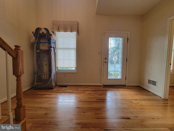 4th image of 1852 Meridian Dr