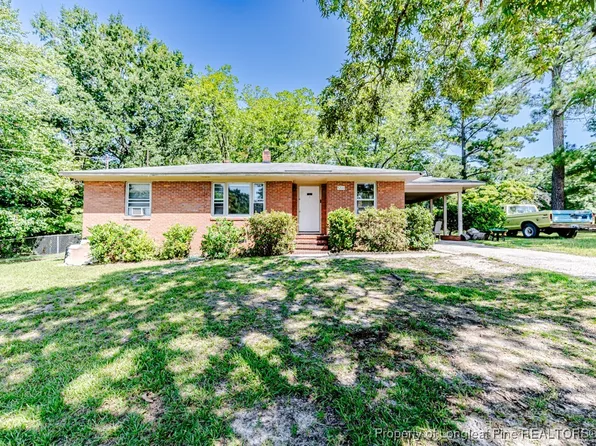 5200 Bayleaf Dr, Fayetteville, NC 28304