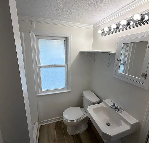 314 1/2 S Boyd St — Photo 8