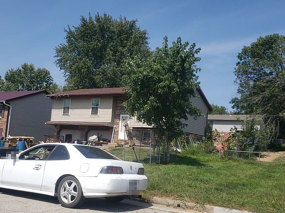 2nd image of 5404 Collier Ln