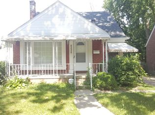 8226 Grayfield St, Dearborn Heights, MI 48127