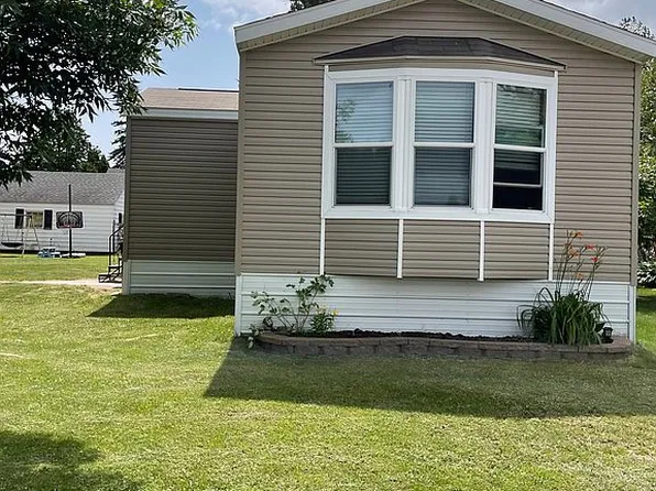4453 Birchwood Dr, Hermantown, MN 55811